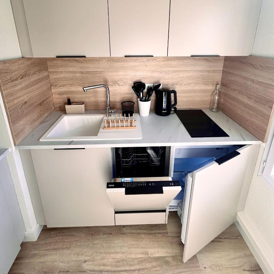 Modern 1 Bdr + Balcony + Free Parking + Ac + Pool Apartment เอลเล-ดิอาบู ภายนอก รูปภาพ