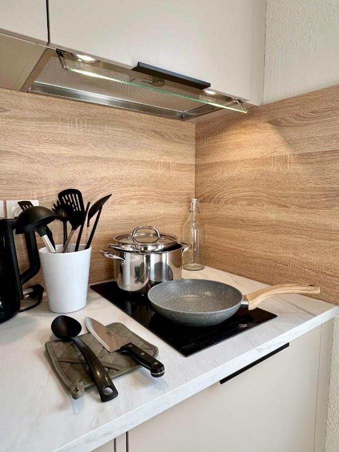 Modern 1 Bdr + Balcony + Free Parking + Ac + Pool Apartment เอลเล-ดิอาบู ภายนอก รูปภาพ